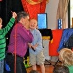 kids magician with super fan Lucas